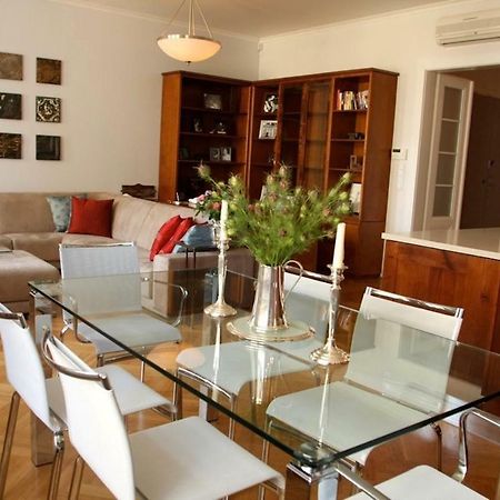 Spacious Elegance In The Heart Of Old Town Praha Bagian luar foto